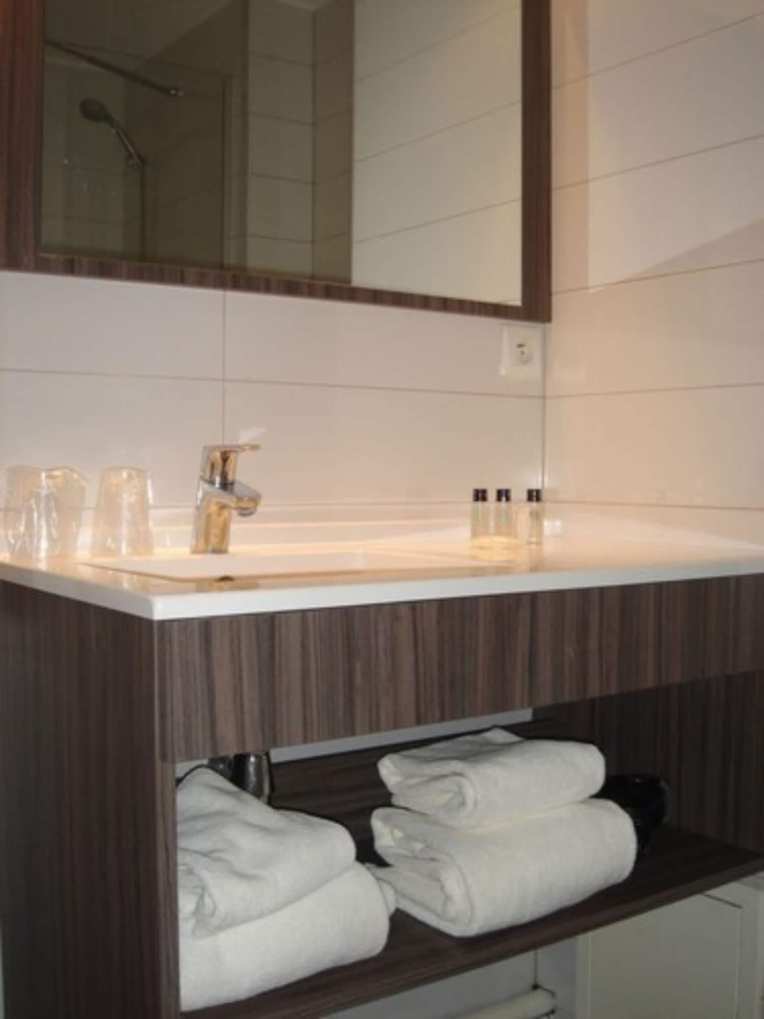 Appart'Hotel Hevea ヴァランス エクステリア 写真