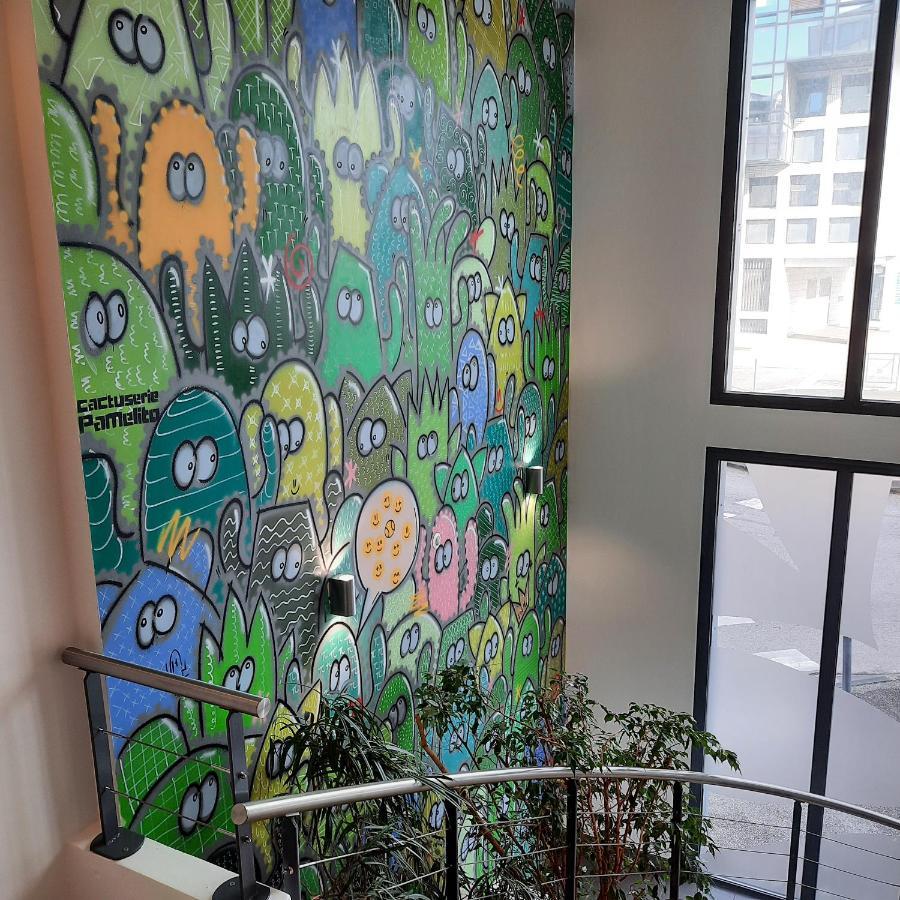 Appart'Hotel Hevea ヴァランス エクステリア 写真